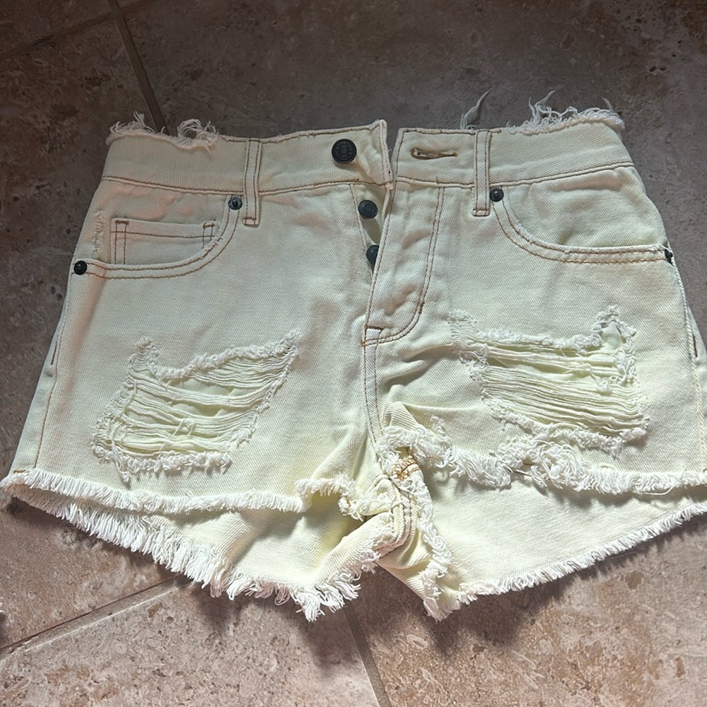 Yellow Melville denim shorts